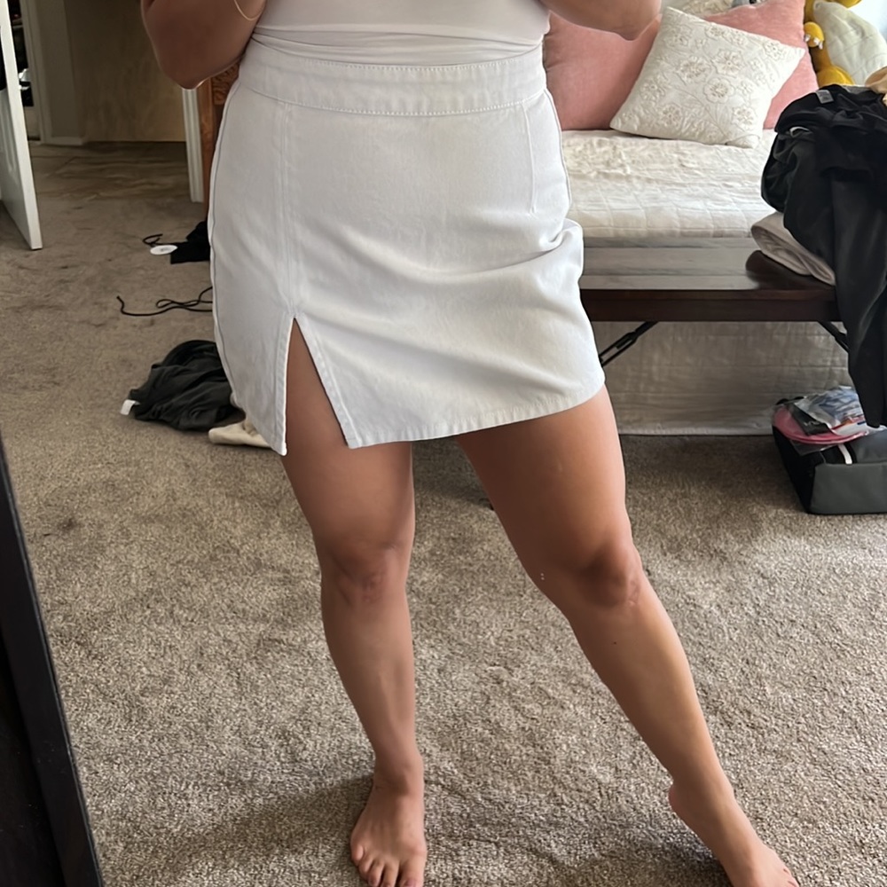 NWT lioness skirt